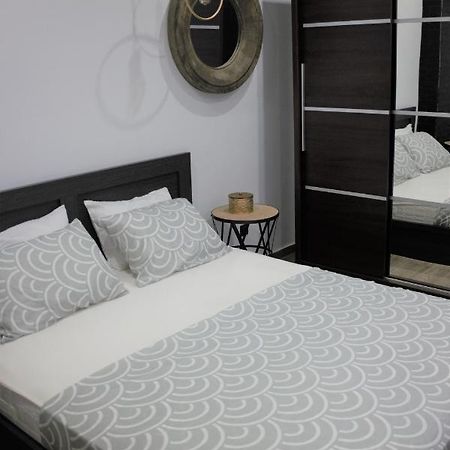 Zen Luxury Living Apartment Tesalonika Bagian luar foto